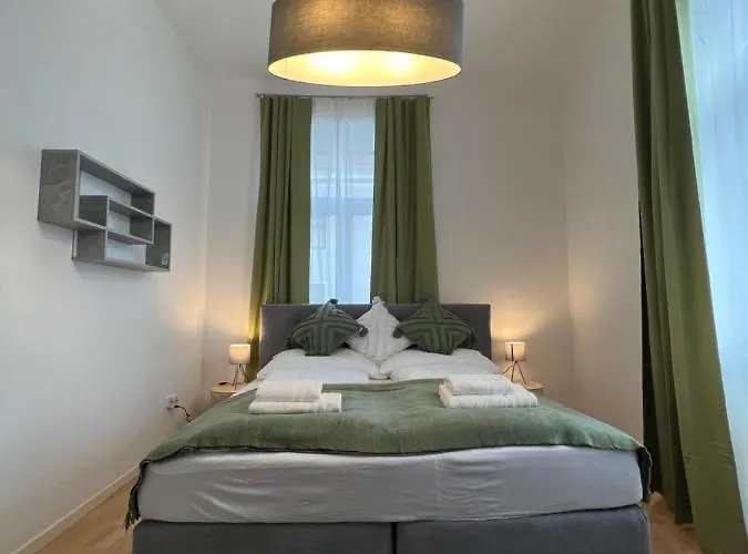 Spacious & Deluxe Big Near Prater Appartamento