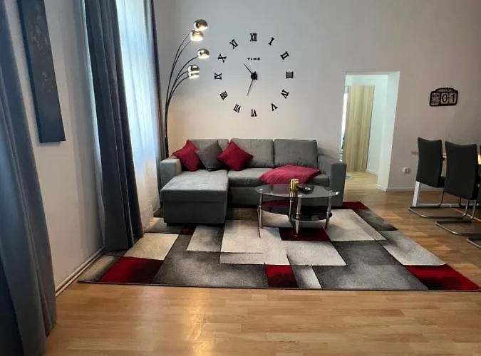 Spacious & Deluxe Big Near Prater